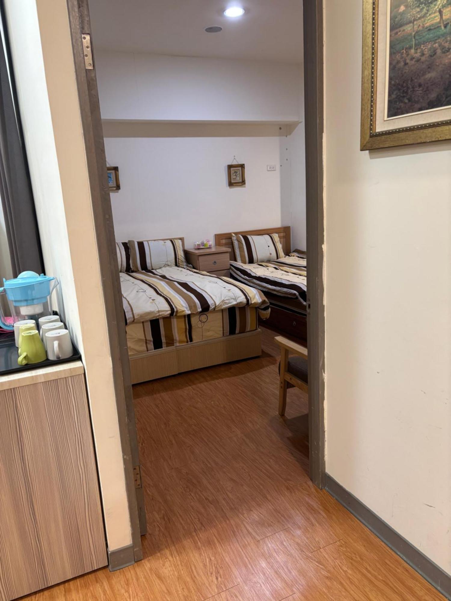 果芒驛站旅店 Asrama Taipei